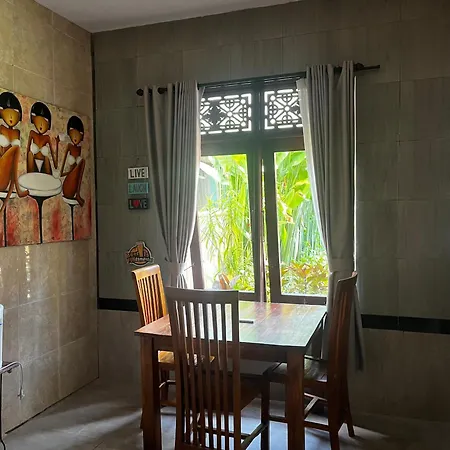 Tiga Naga Villa